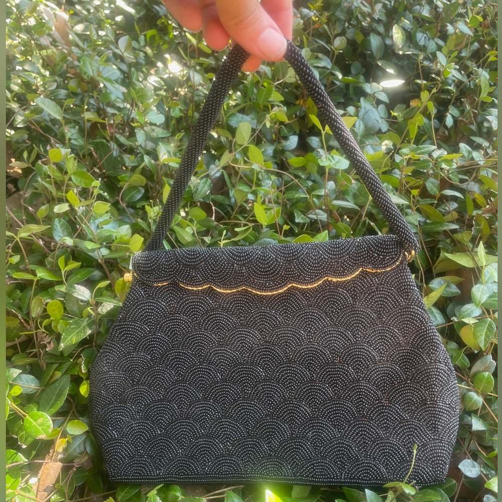 Beaded evening bag / black / Hong Kong